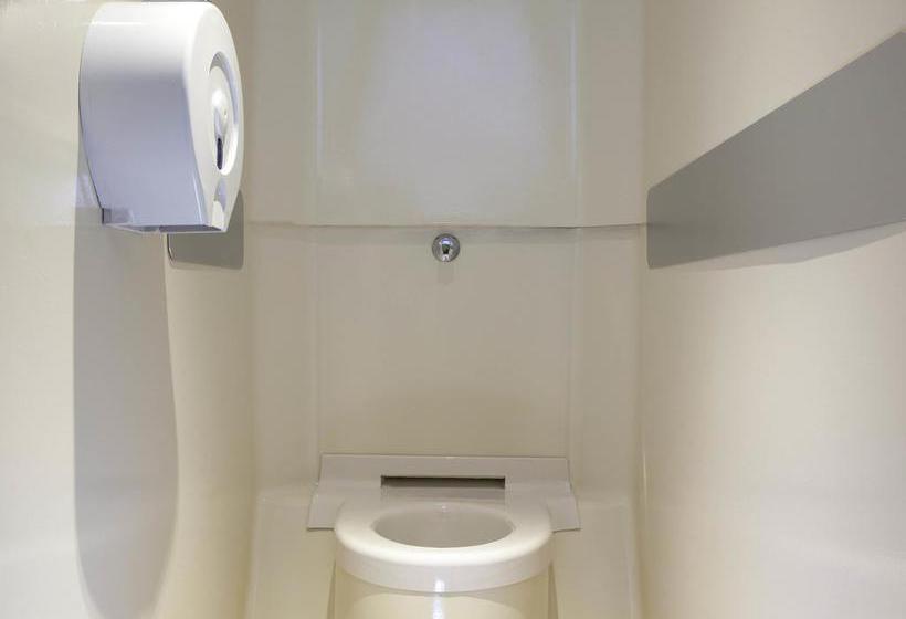 בית מלון כפרי F1 Nancy Sud