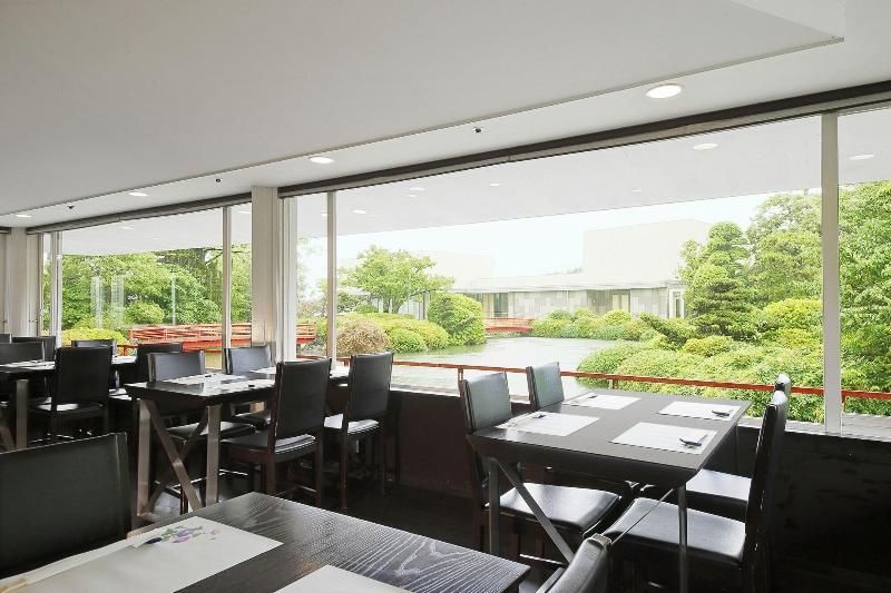 酒店 Garden Palace