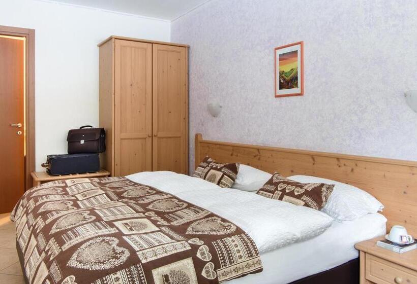 Отель Garni Roberta