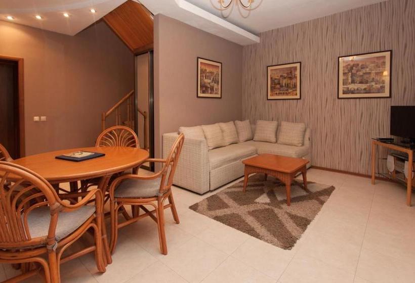 فندق Golden Coast