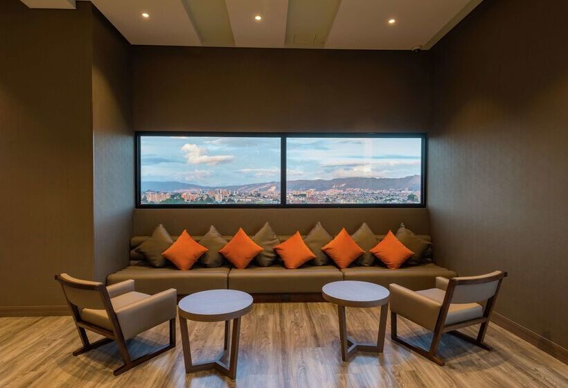 فندق Hampton By Hilton Bogota Airport