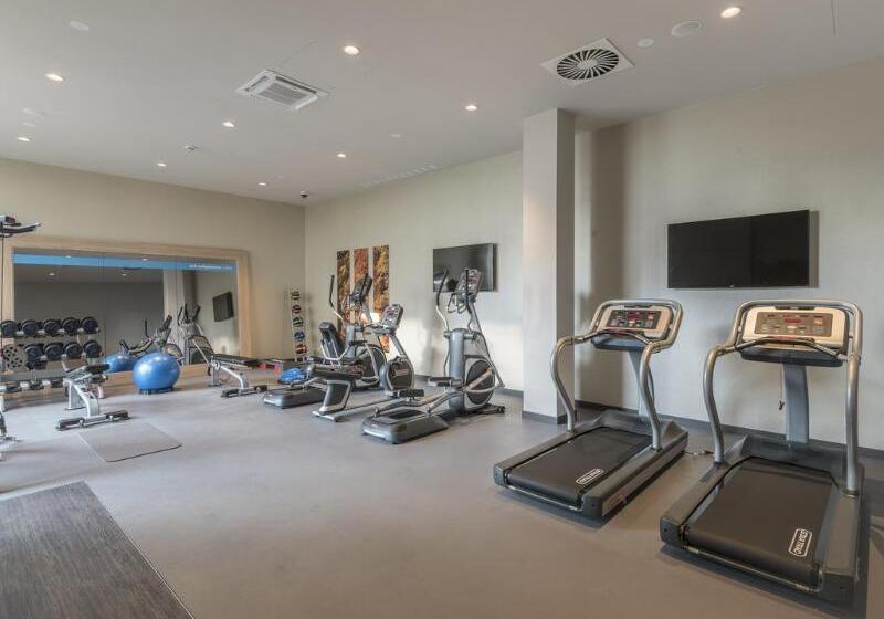 호텔 Hampton By Hilton Freiburg