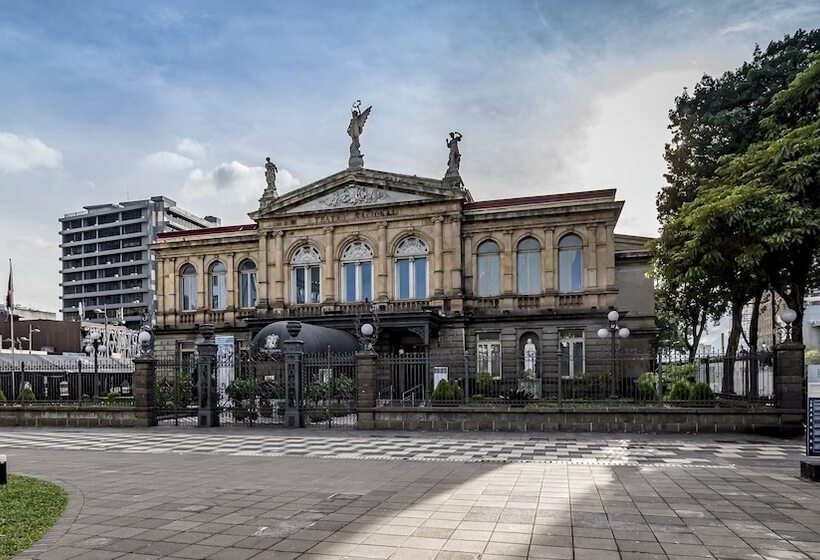 酒店 Holiday Inn   San Jose La Sabana, An Ihg