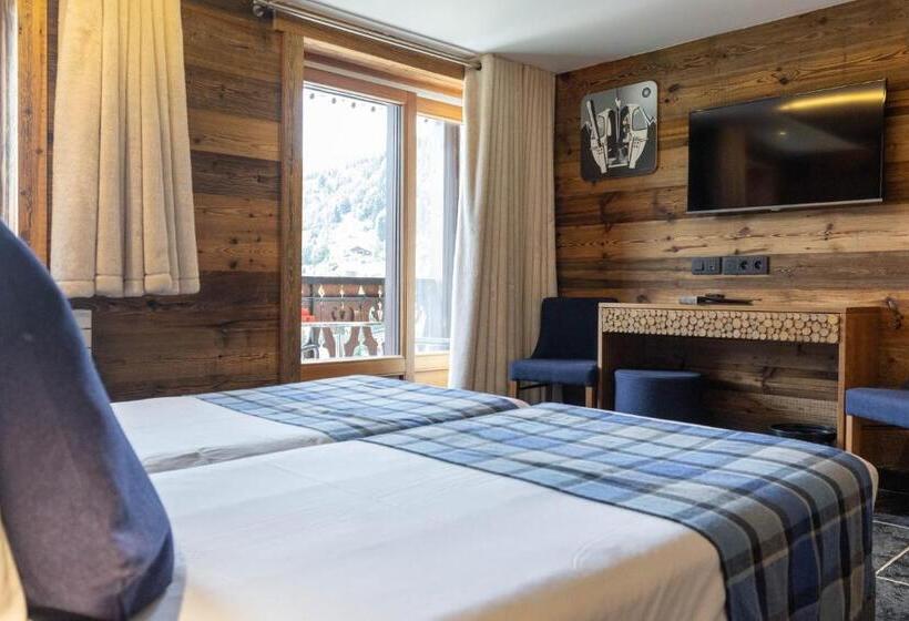 Отель Hôtel Alpina & Spa Restaurant Oxalis