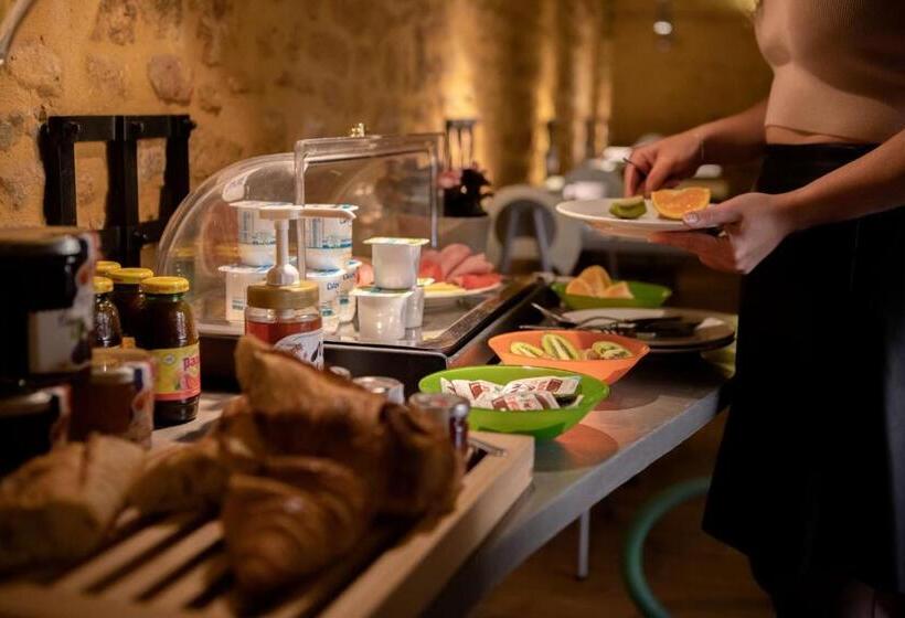 هتل Hôtel Des Récollets