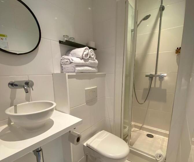 호텔 Hôtel Les Bains