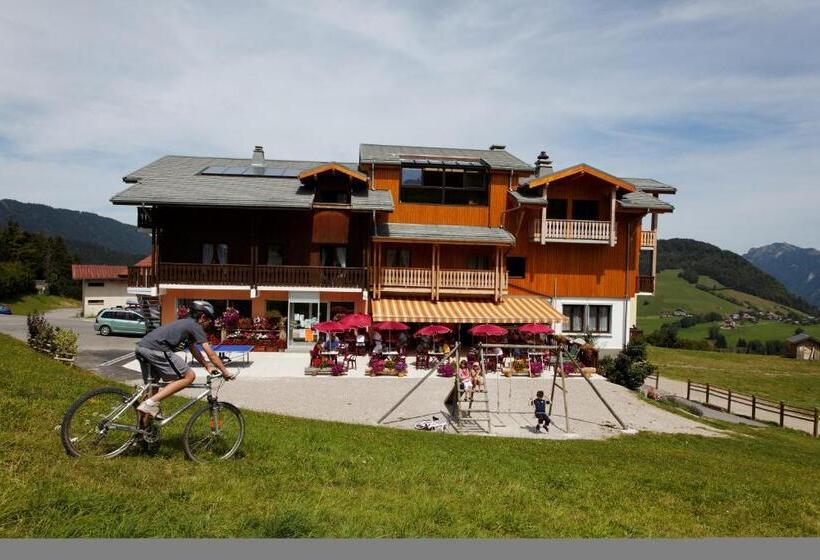 בית מלון כפרי Hôtel Les Skieurs