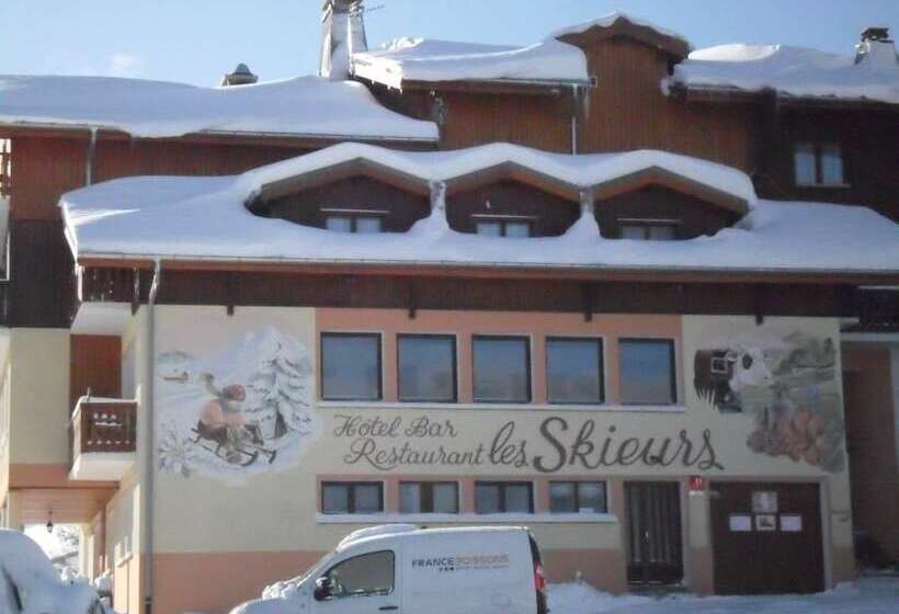 בית מלון כפרי Hôtel Les Skieurs