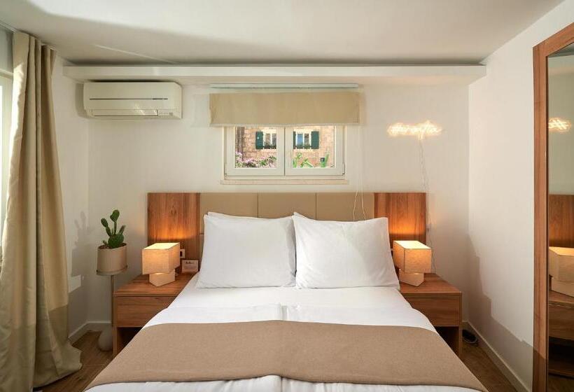 هتل Ibella Luxury Rooms