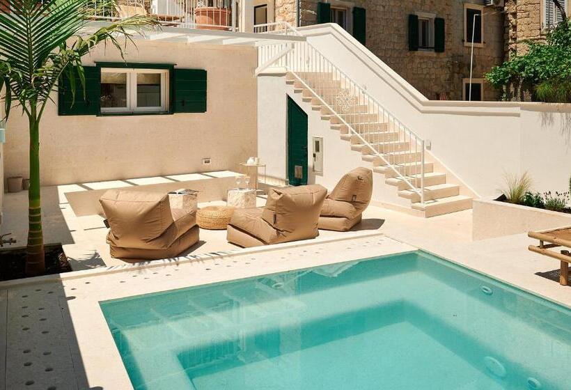 호텔 Ibella Luxury Rooms