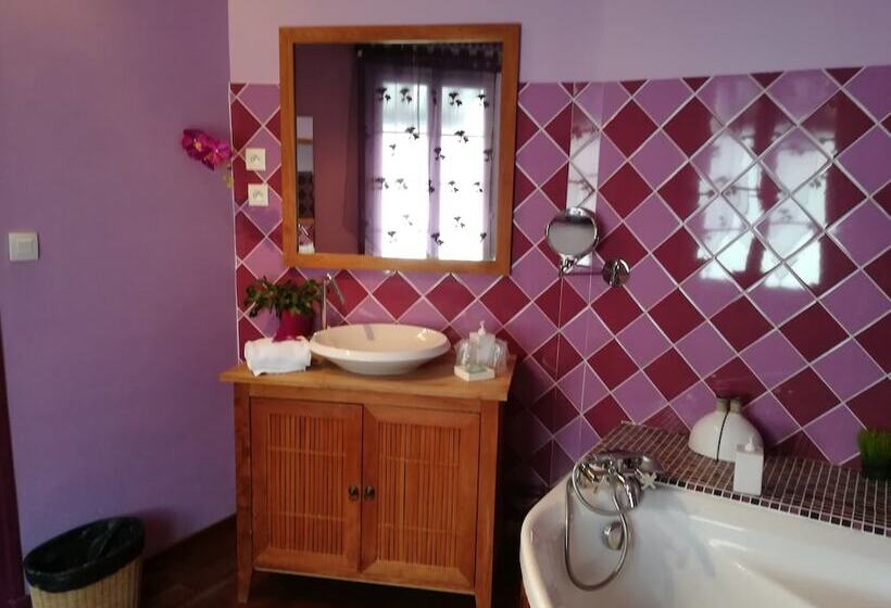 Отель Itsara Suites & Spa