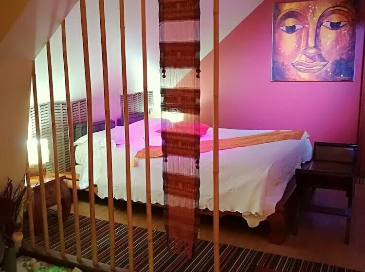 Отель Itsara Suites & Spa