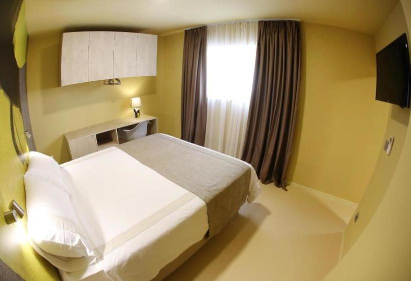 酒店 Kai Boutique Studio & Rooms