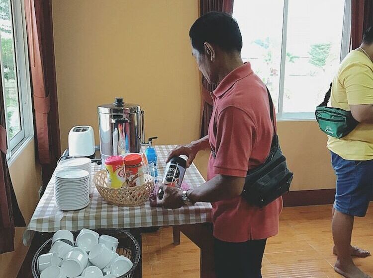 בית מלון כפרי Khwanruen Fishing Resort