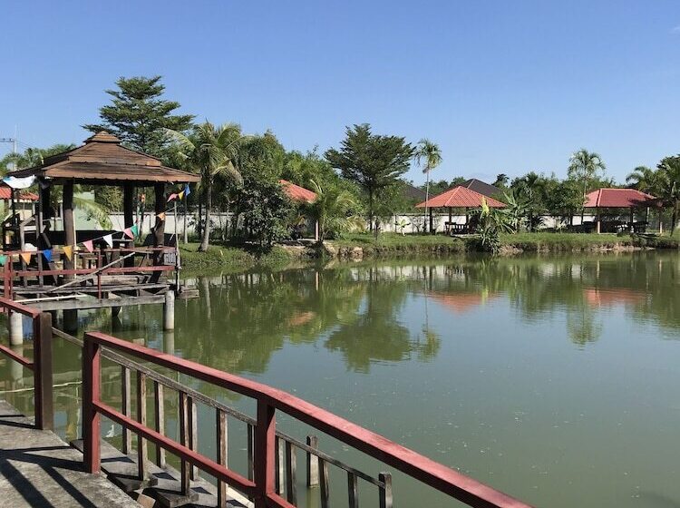 בית מלון כפרי Khwanruen Fishing Resort