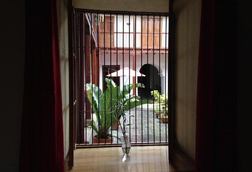 ホテル La Casona Monsante