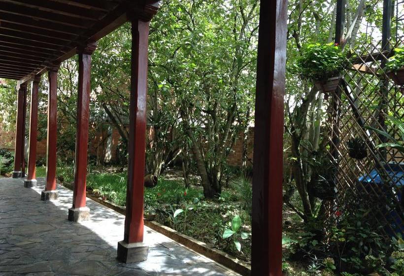 ホテル La Casona Monsante