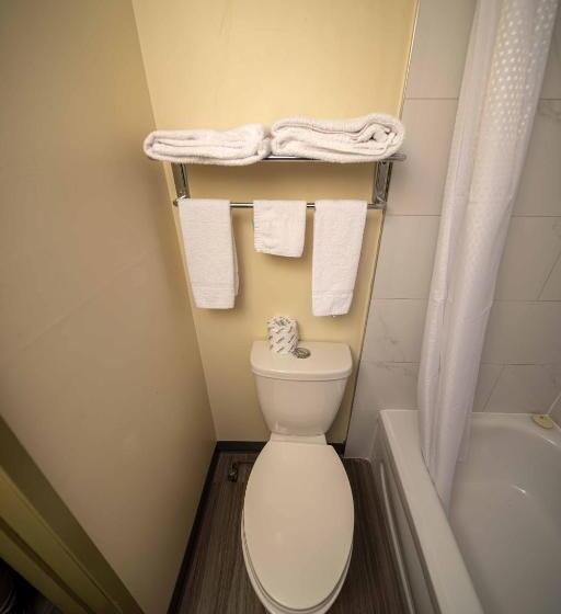 בית מלון כפרי Northern Lights Inn