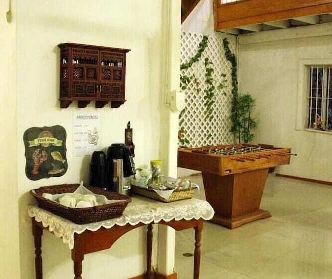 هتل Náutico De Paita