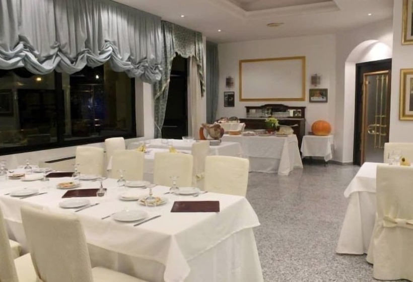 호텔 Ristorante Venusia