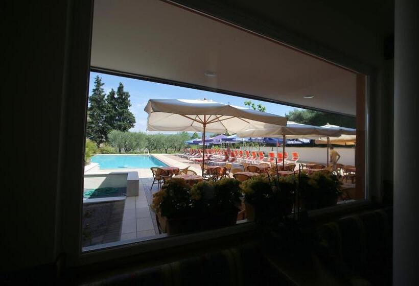 בית מלון כפרי San Vito