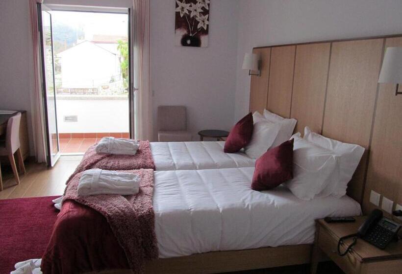 בית מלון כפרי Solar Da Capela