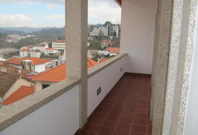 בית מלון כפרי Solar Da Capela