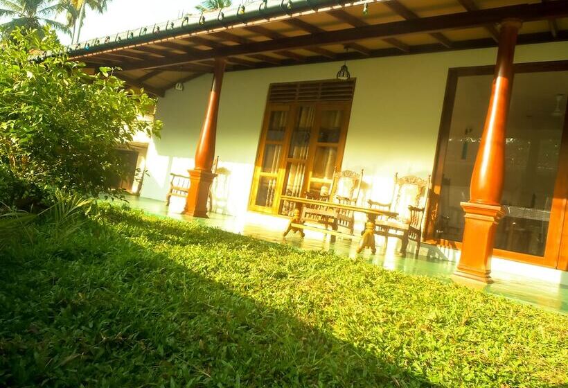 Отель Talalla Sea Anemone