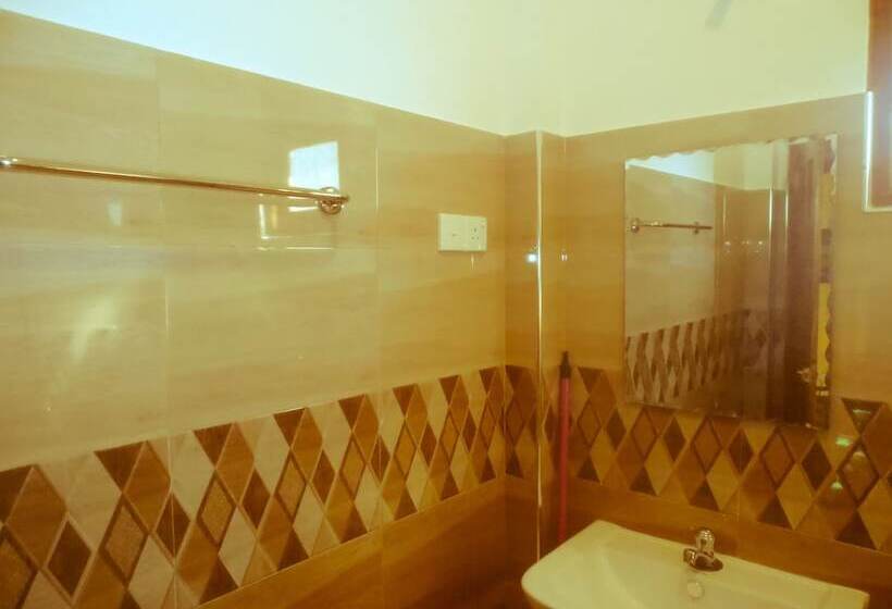 Отель Talalla Sea Anemone