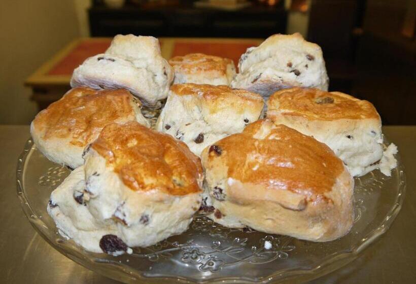 בית מלון כפרי The Bell