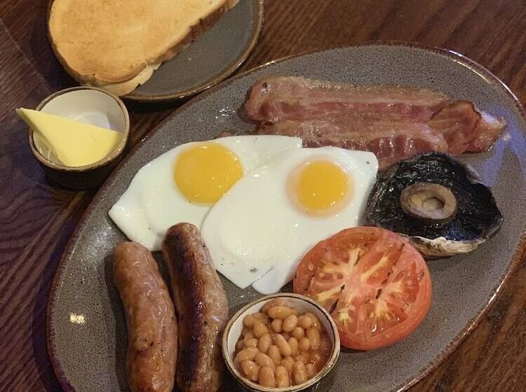 ホテル The Crosskeys