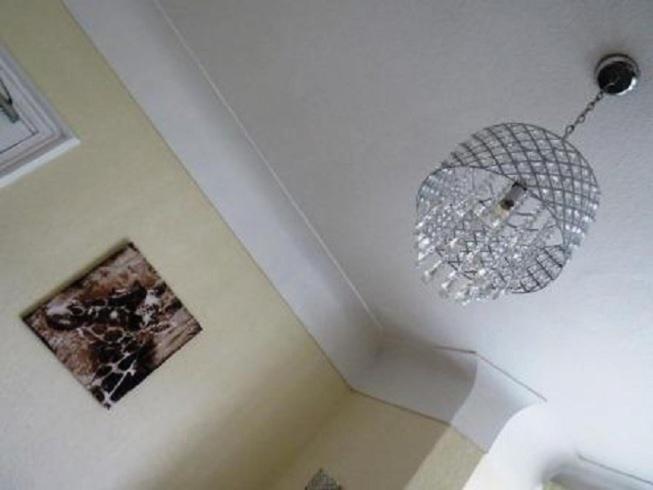 Отель The Heidi Bed & Breakfast