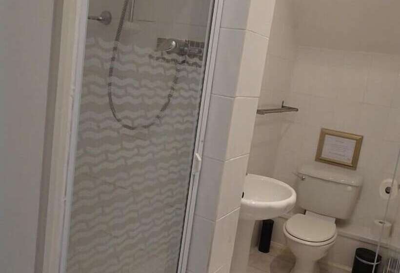 Отель The Heidi Bed & Breakfast