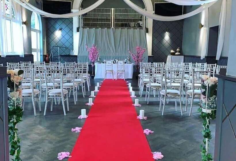 فندق The Townhouse Sutton