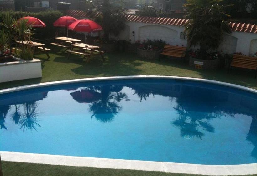 בית מלון כפרי Victoria