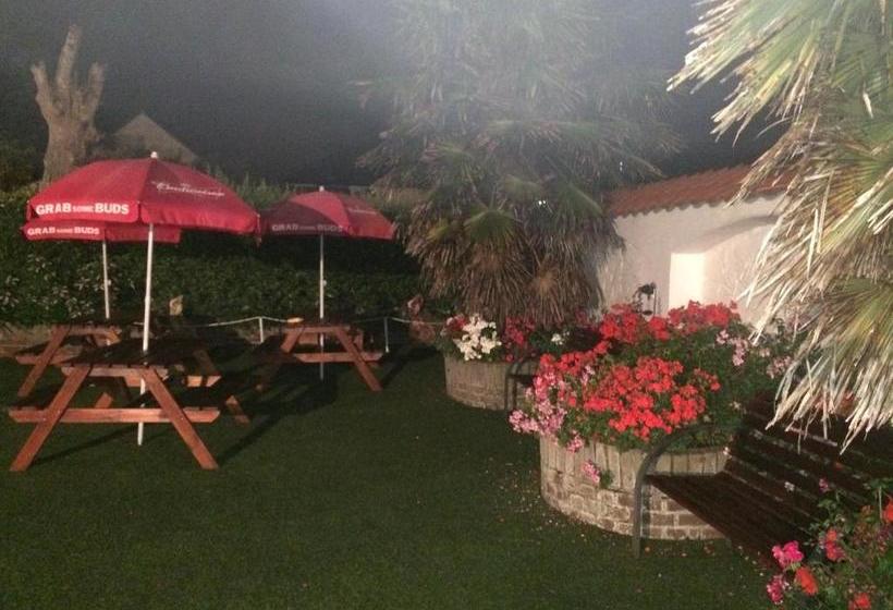 בית מלון כפרי Victoria