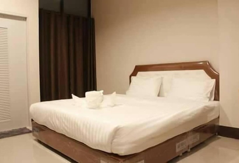 فندق على الطريق Naiya Place