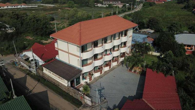 모텔 Roomquest One Bangsaray