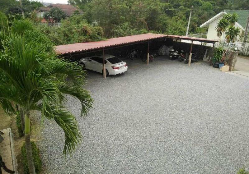 모텔 Roomquest One Bangsaray