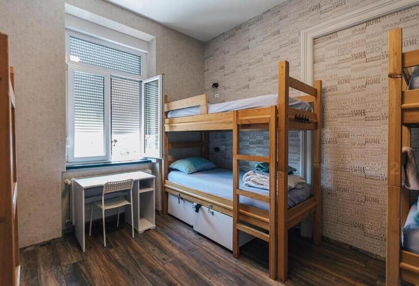 Palmers Lodge Hostel