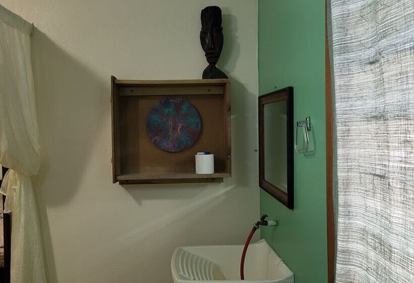 פנסיון Hacienda Tropical Guest House