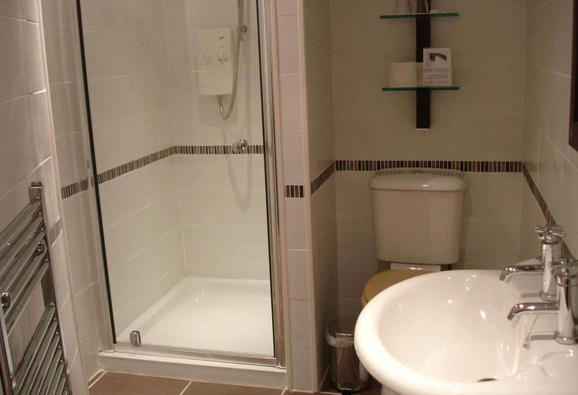 簡易ホテル Aberdeen House