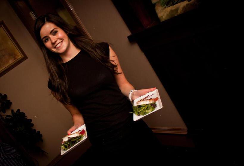 簡易ホテル Aberdeen House