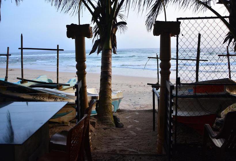 Southern Beach Castle Hotel & Restaurant