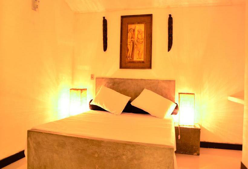 Southern Beach Castle Hotel & Restaurant