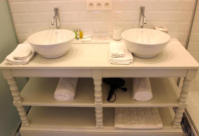 مبيت وإفطار The Hamptons Boutique