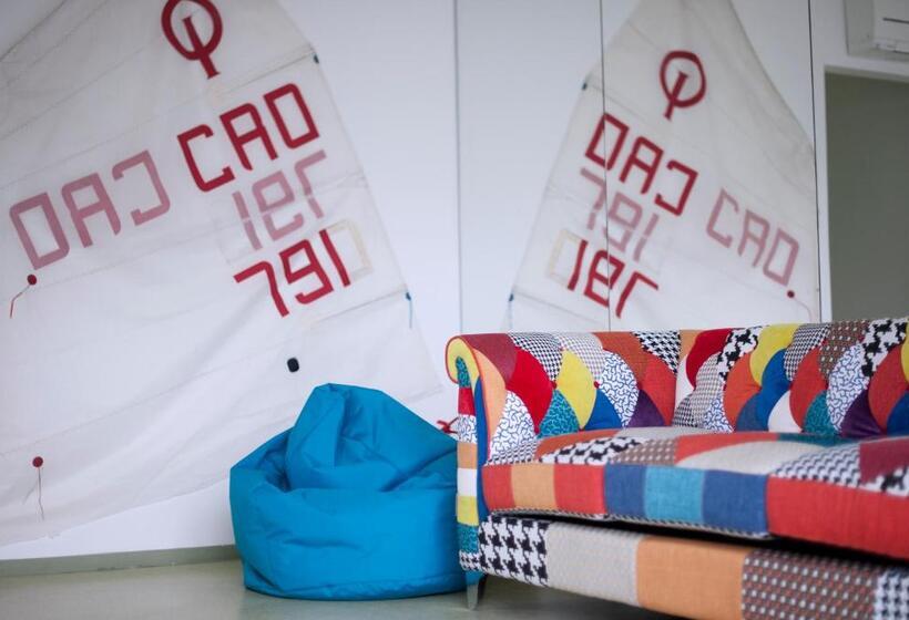 Windward Hostel Zadar