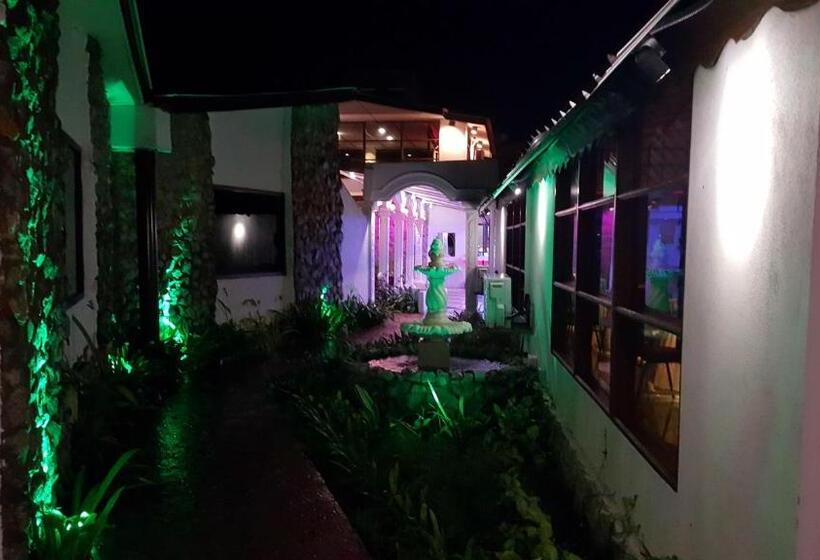 Al Safina Kijal Beach Resort