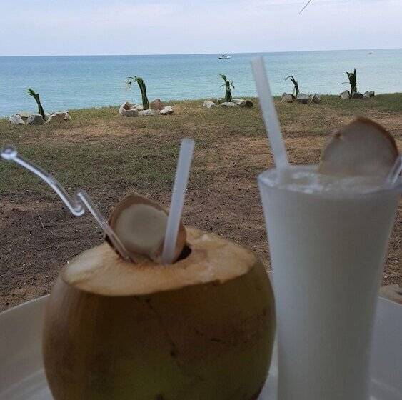 Al Safina Kijal Beach Resort