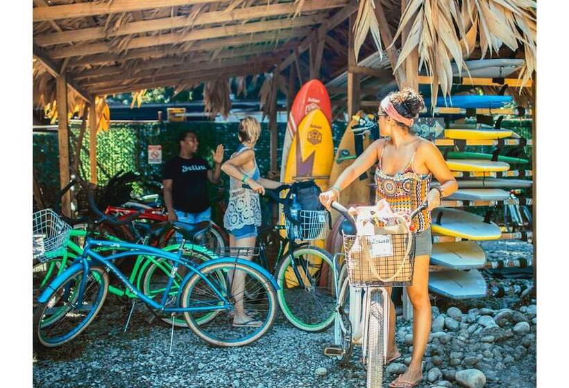 호스텔 Selina Puerto Viejo